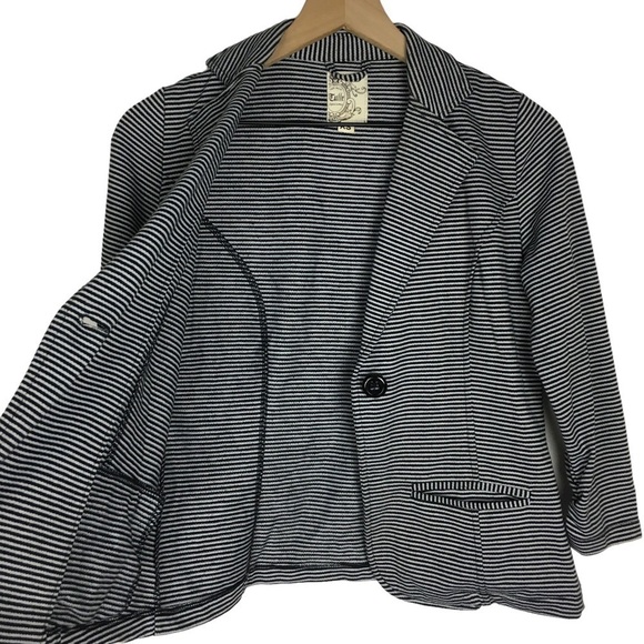 TULLE Jacket Blazer Stripe 3/4 Ruched Sleeve Stretchy Minimalist Classic Size XS - Picture 3 of 15